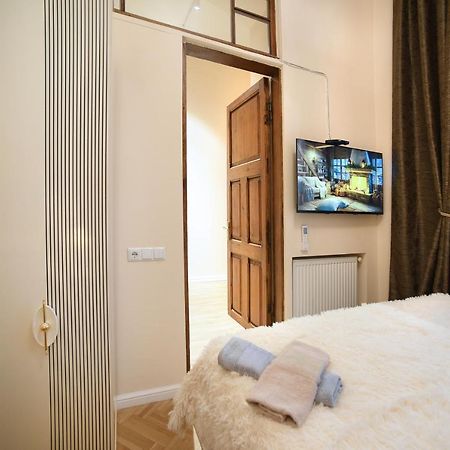 City Lux Hotel Tbilisi Exterior foto