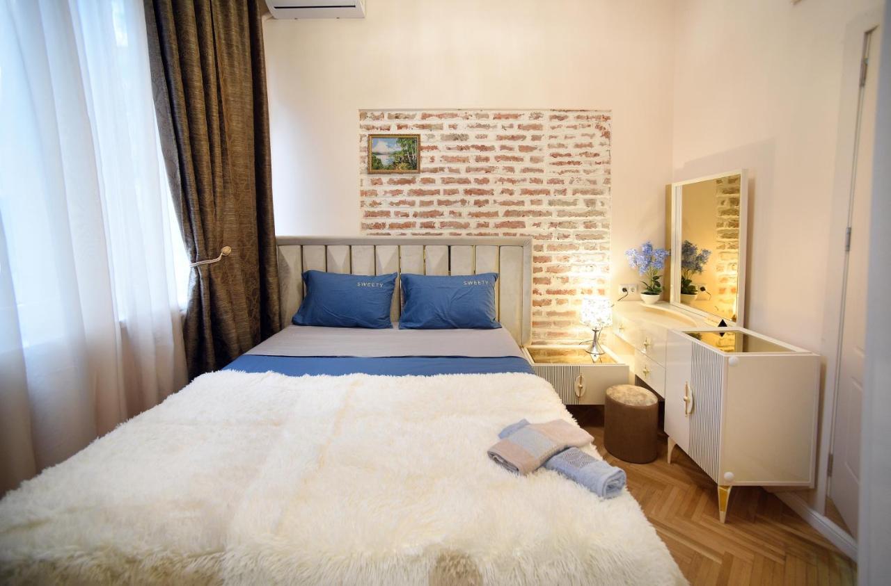 City Lux Hotel Tbilisi Exterior foto