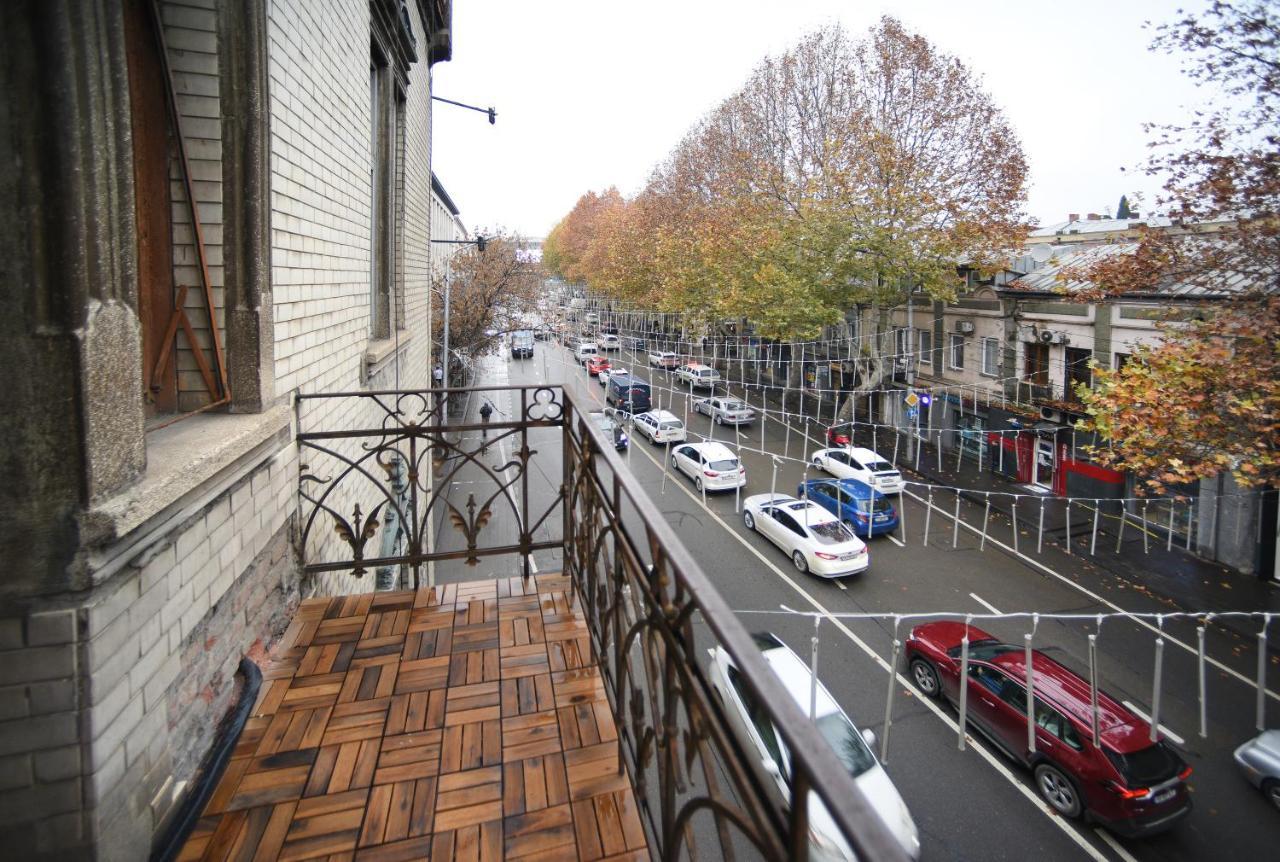 City Lux Hotel Tbilisi Exterior foto